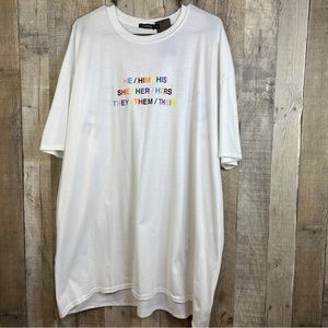 BoohooPride Pronouns Short Sleeve T-Shirt Size XXL White with Multicolor…